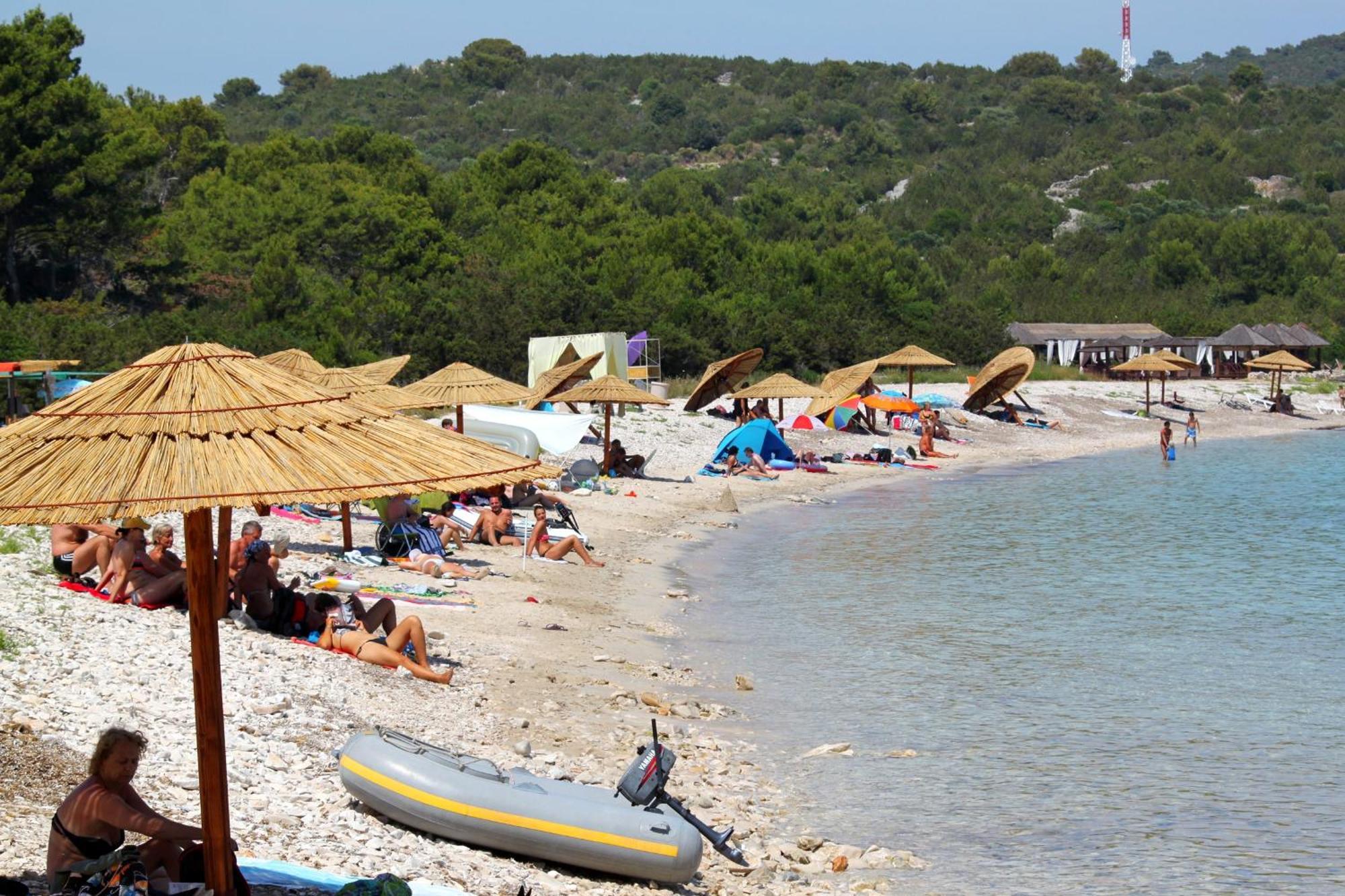 Apartments With A Parking Space Sali, Dugi Otok - 8181 Buitenkant foto
